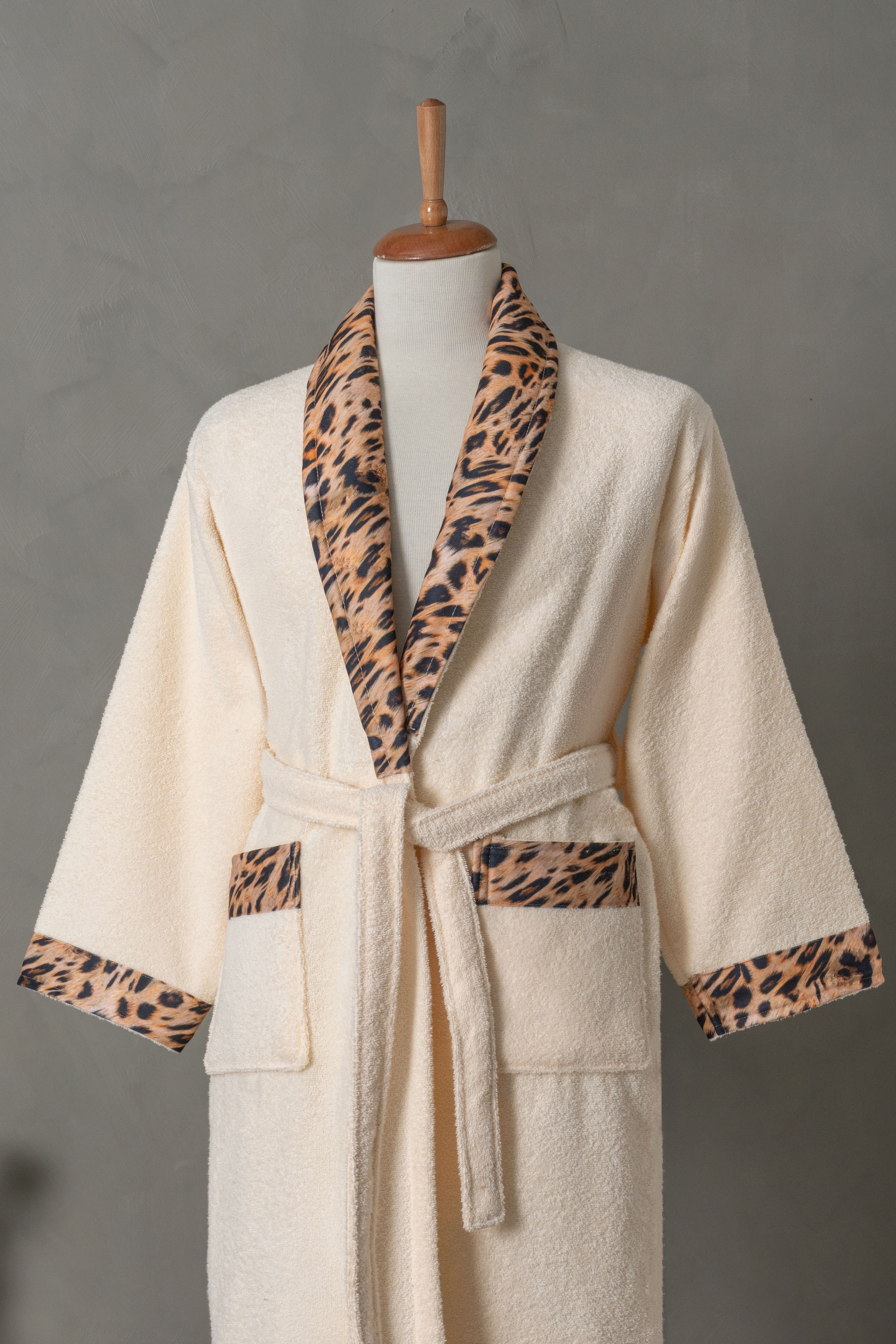 Leopard Shawl Collar Bathrobe Set Cream Color | 100% Turkish Cotton