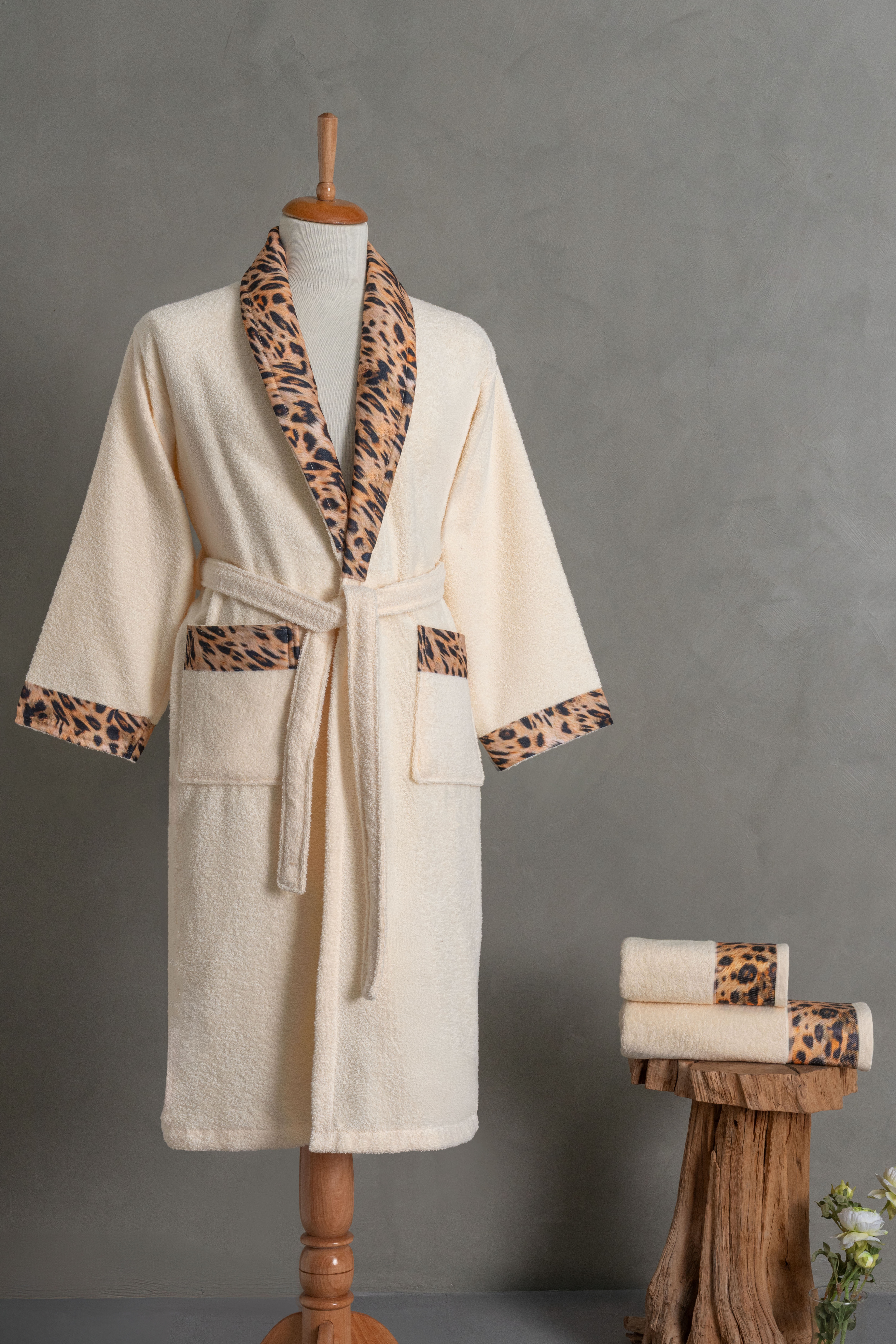 Leopard Shawl Collar Bathrobe Set Cream Color | 100% Turkish Cotton
